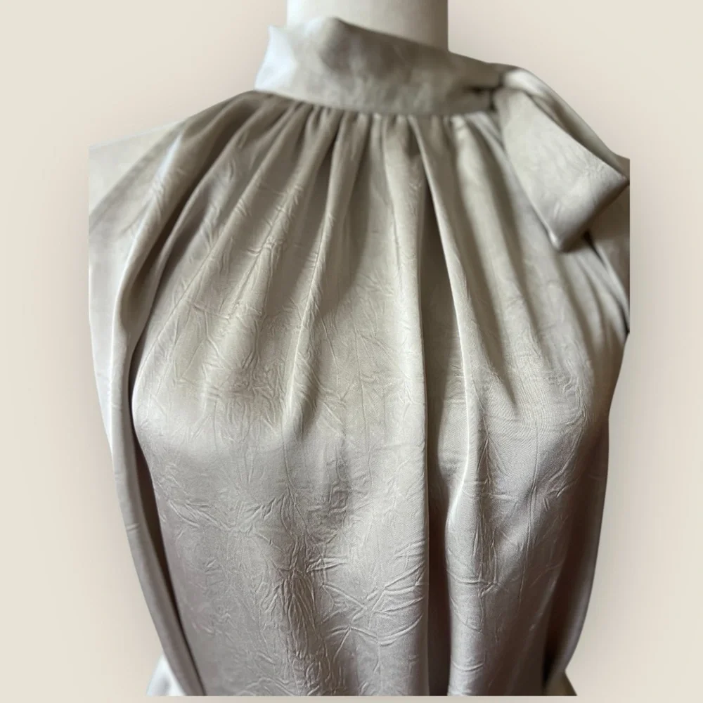 ✨HOST PICK Cream Halter with Maxi Skirt - Picture 4 of 7